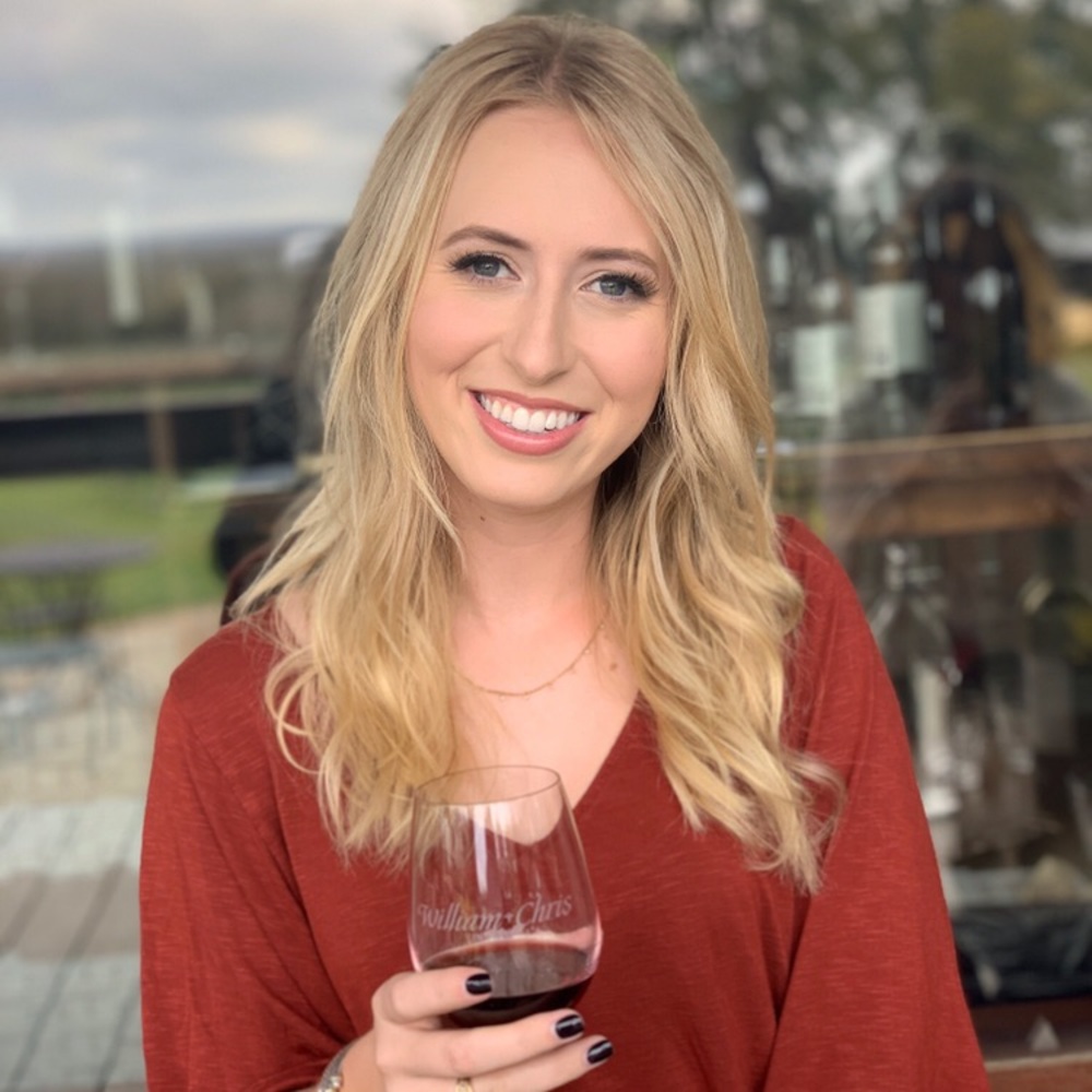 Meet your Posher, Avery